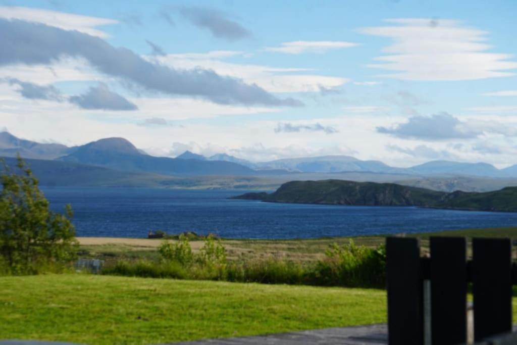 Locholly Lodge Achiltibuie エクステリア 写真